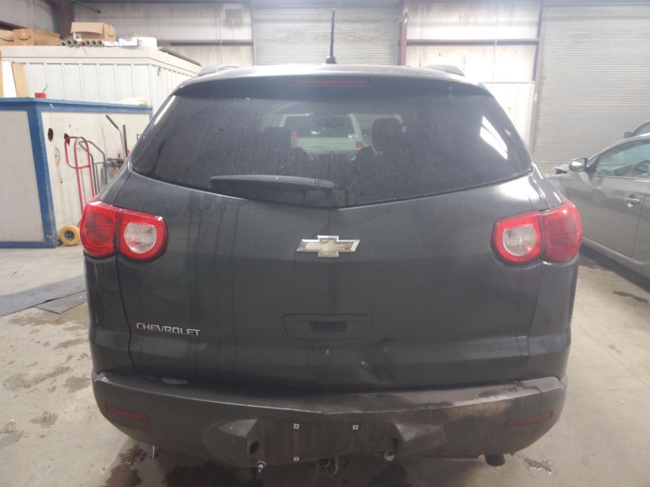 2009 Chevrolet Traverse - Image 6