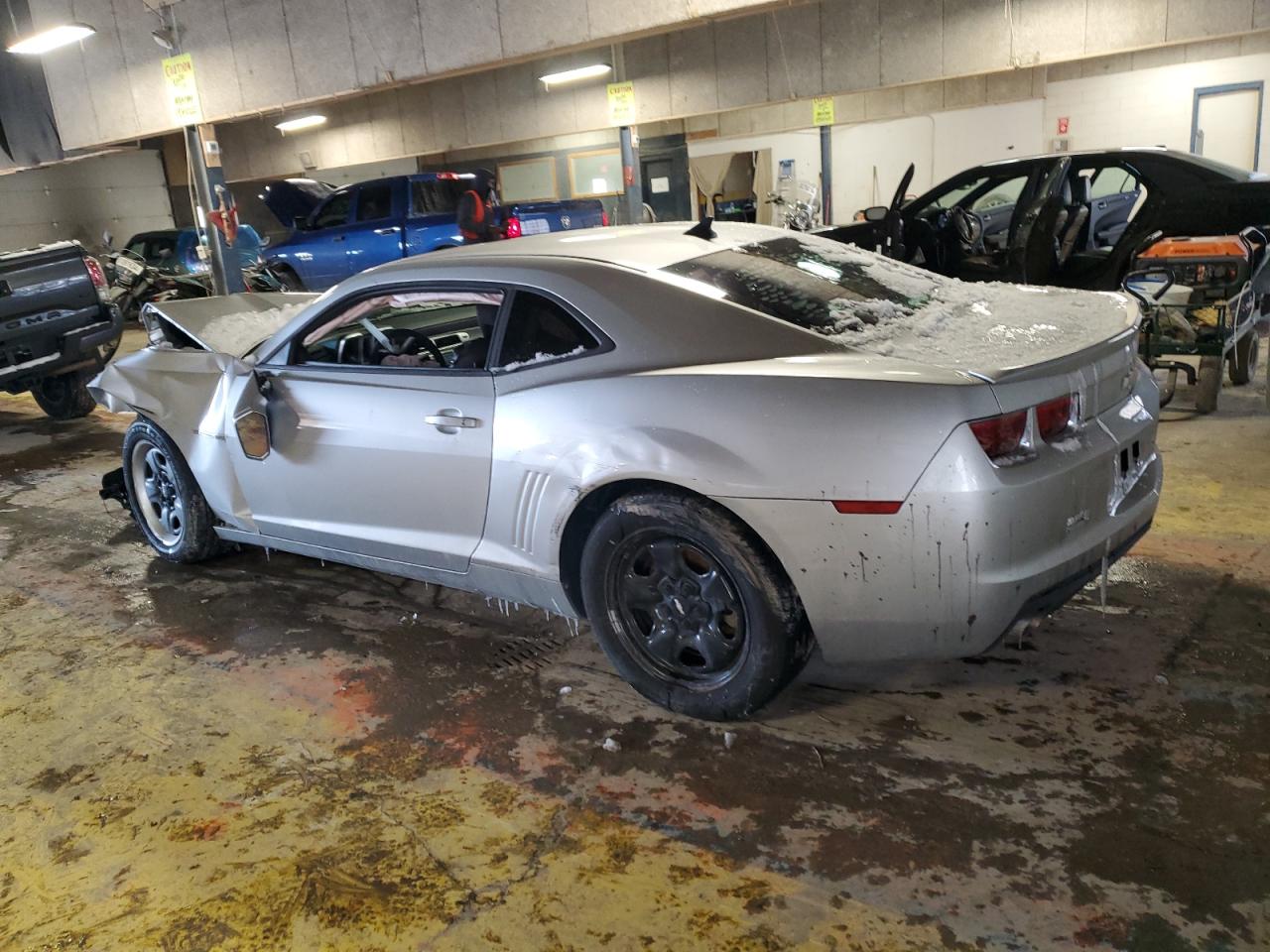 2013 Chevrolet Camaro - Image 2
