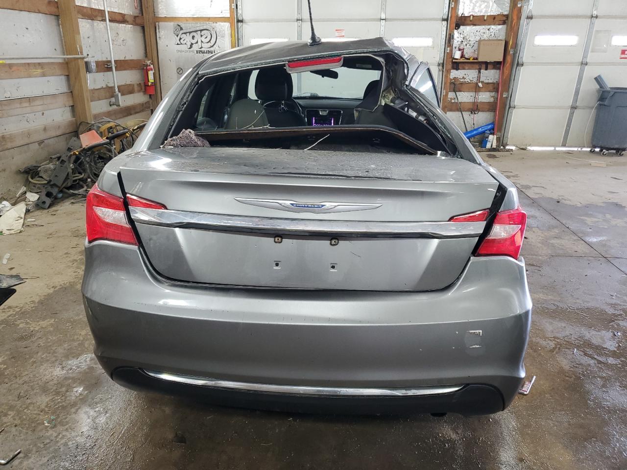 2012 Chrysler 200 - Image 6