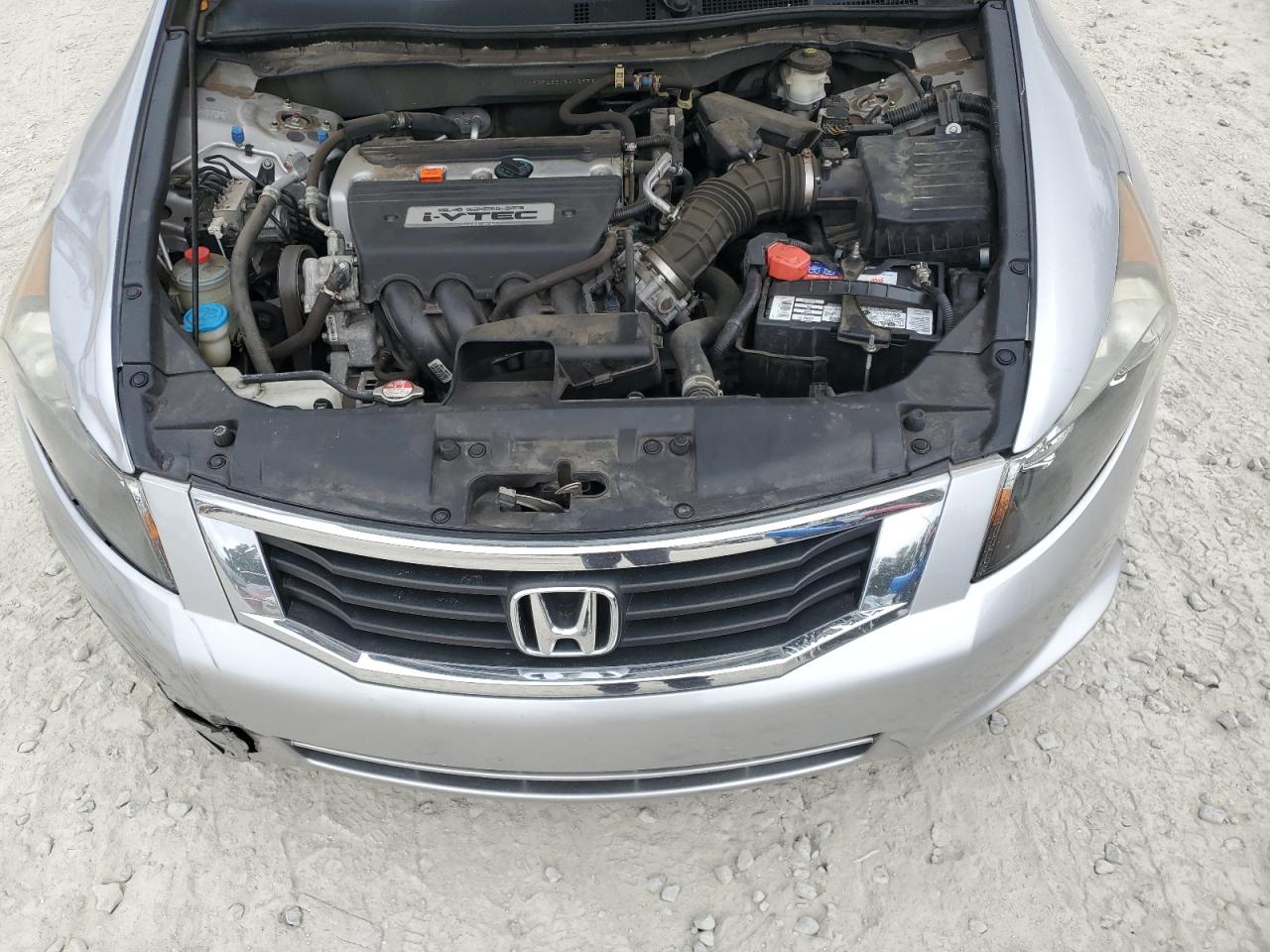 2008 Honda Accord - Image 11