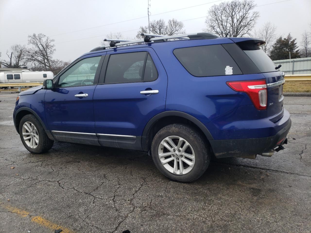 2013 Ford Explorer - Image 2