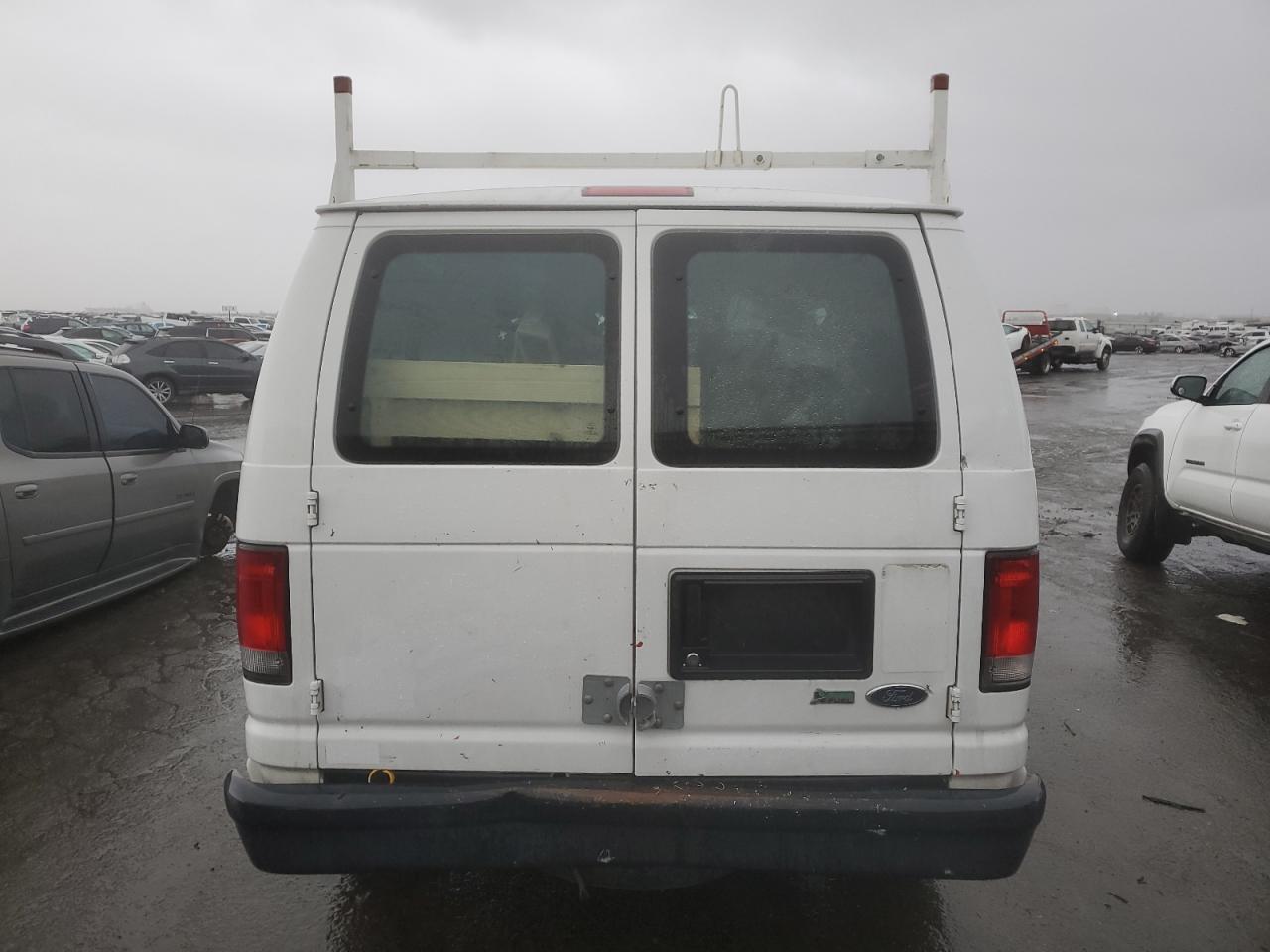2013 Ford Econoline - Image 6