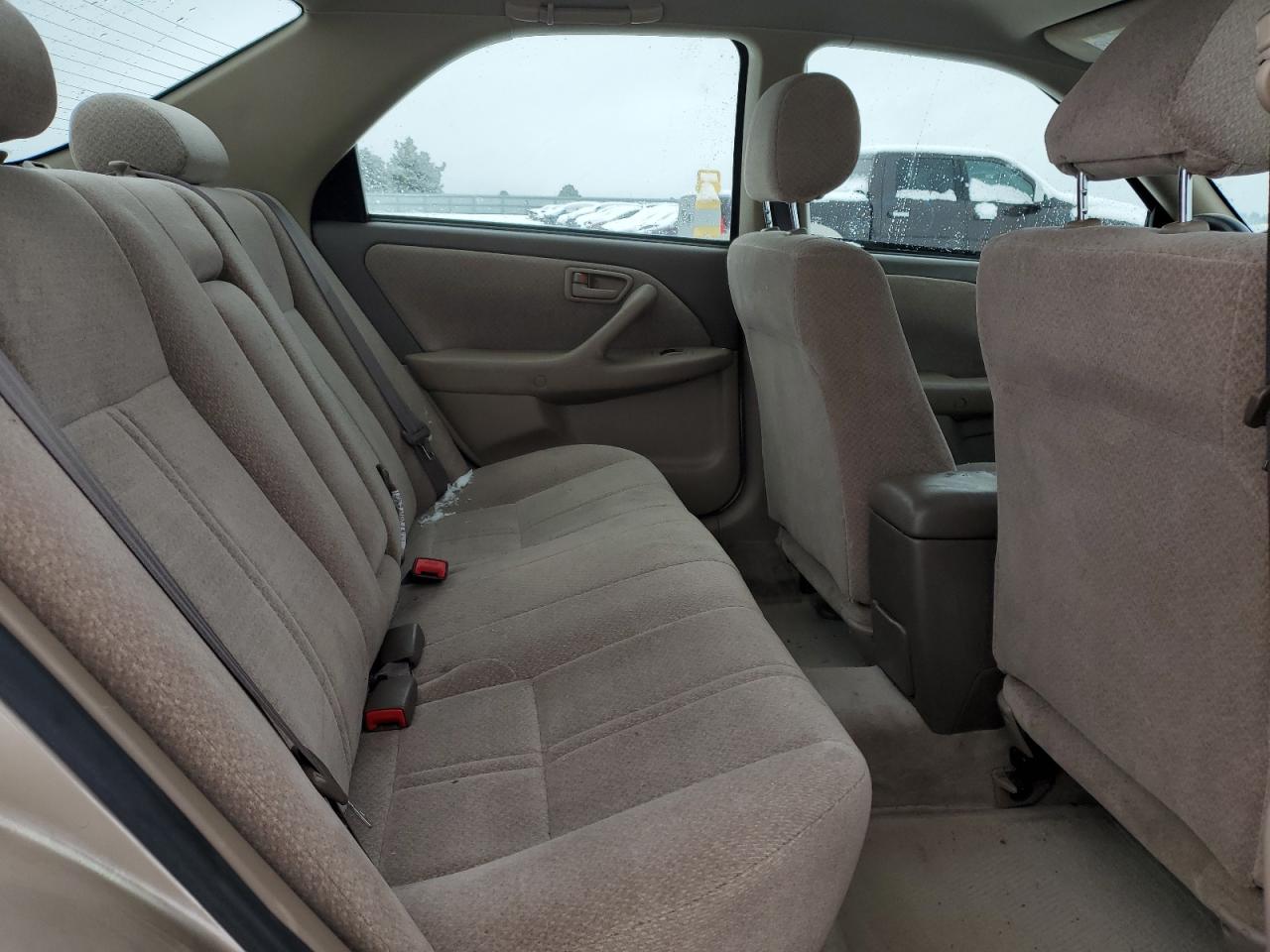 2000 Toyota Camry - Image 10