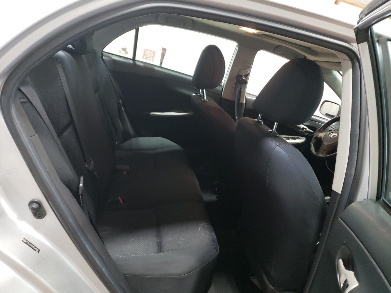 2010 Toyota Corolla - Image 10
