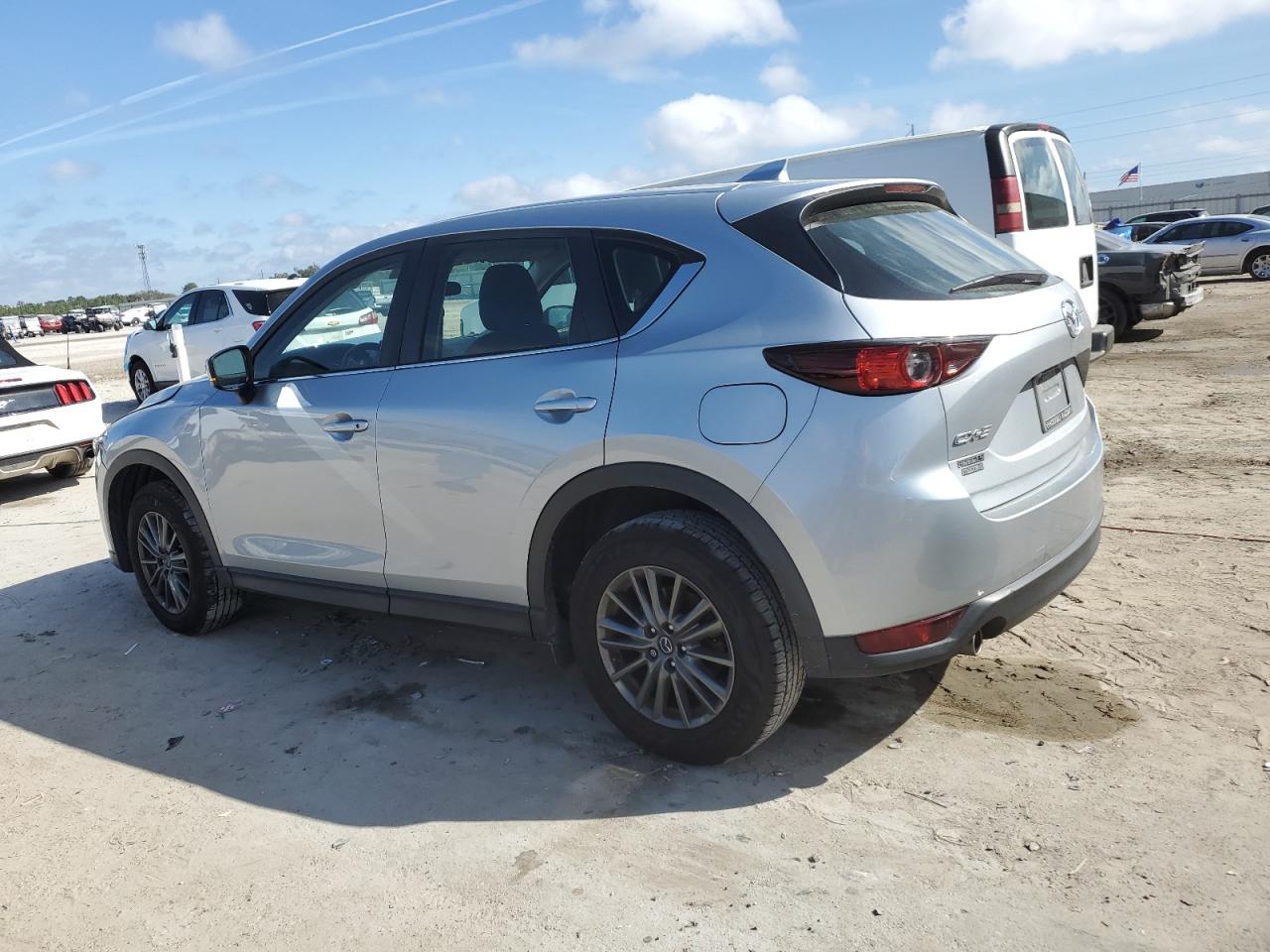 2019 Mazda CX-5 - Image 2