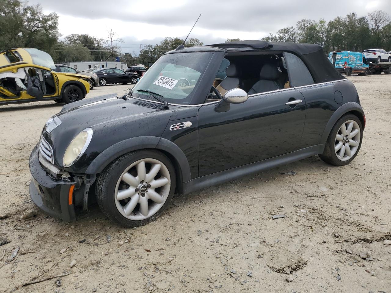 2005 MINI Cooper - Image 1