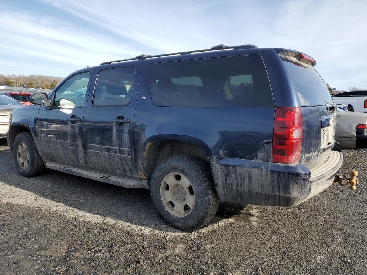 2009 Chevrolet Suburban - Image 2