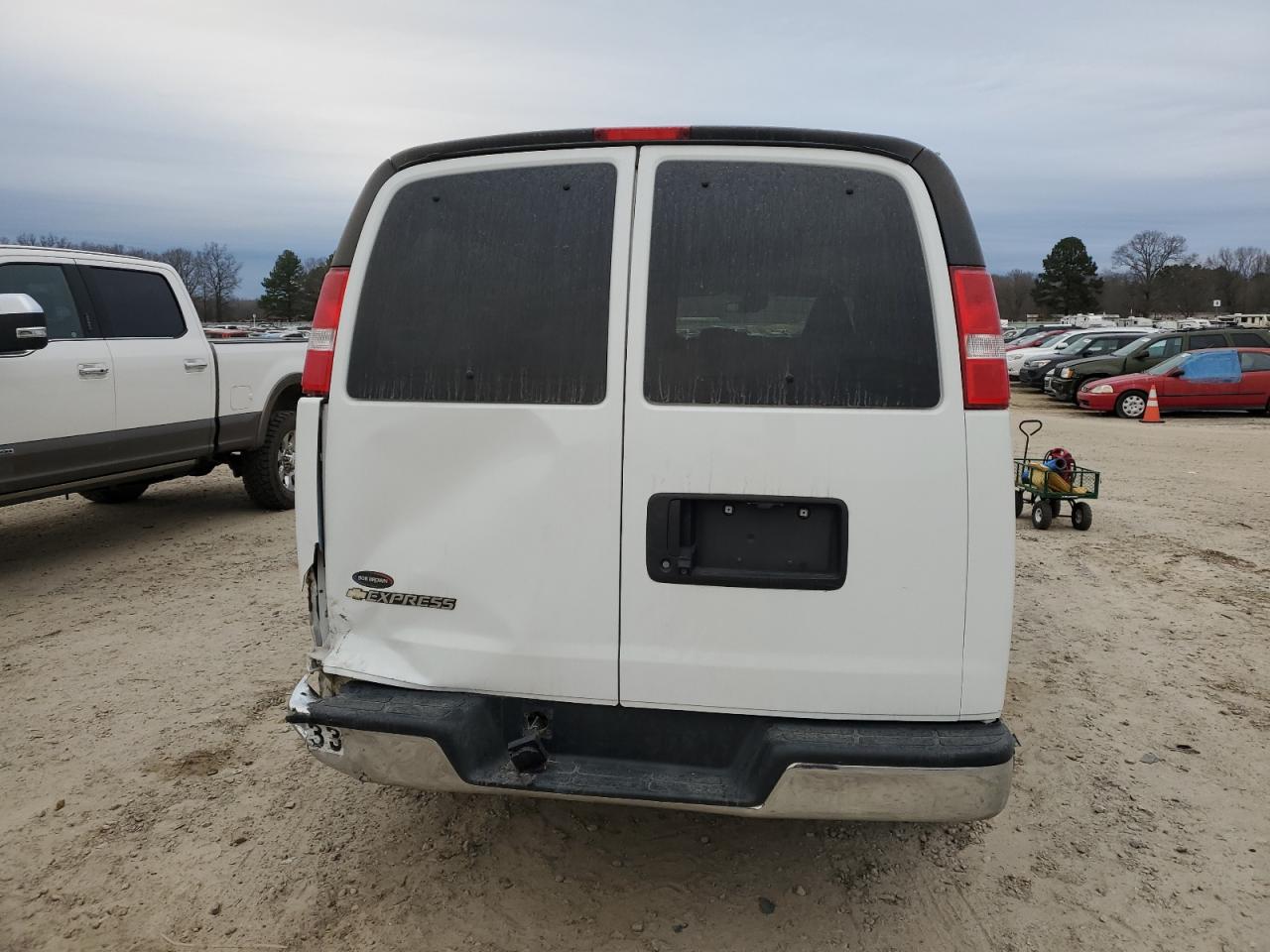 2020 Chevrolet Express - Image 6