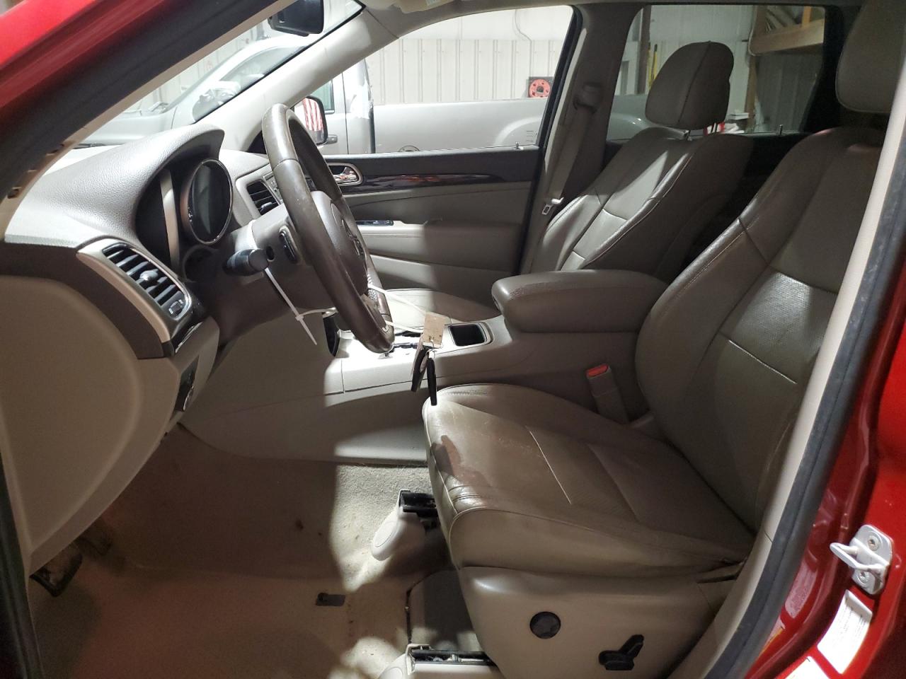 2011 Jeep Grand Cherokee - Image 7