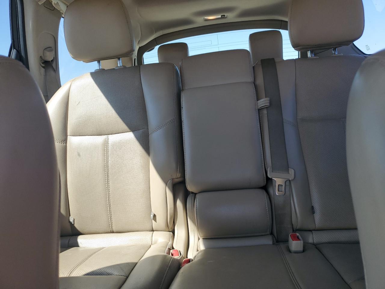 2014 Nissan Pathfinder - Image 10