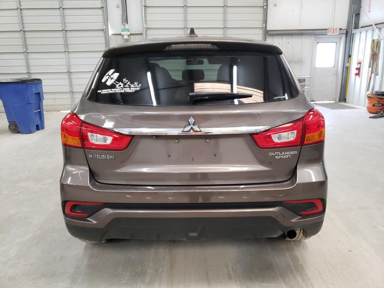 2019 Mitsubishi Outlander - Image 6