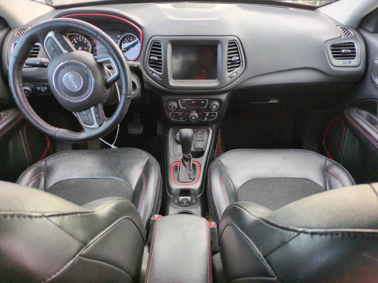 2020 Jeep Compass - Image 8