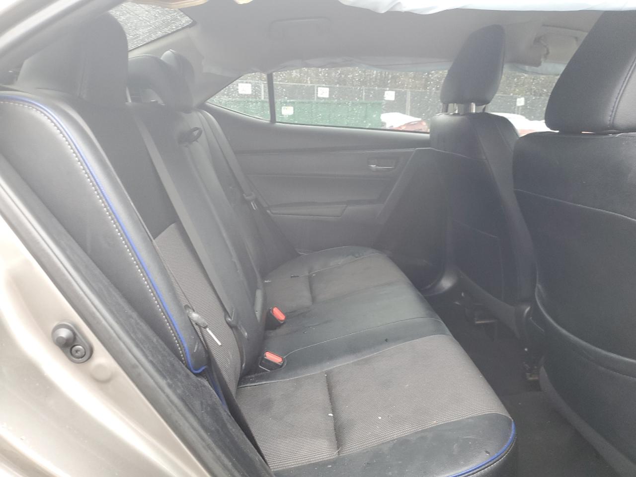 2018 Toyota Corolla - Image 11
