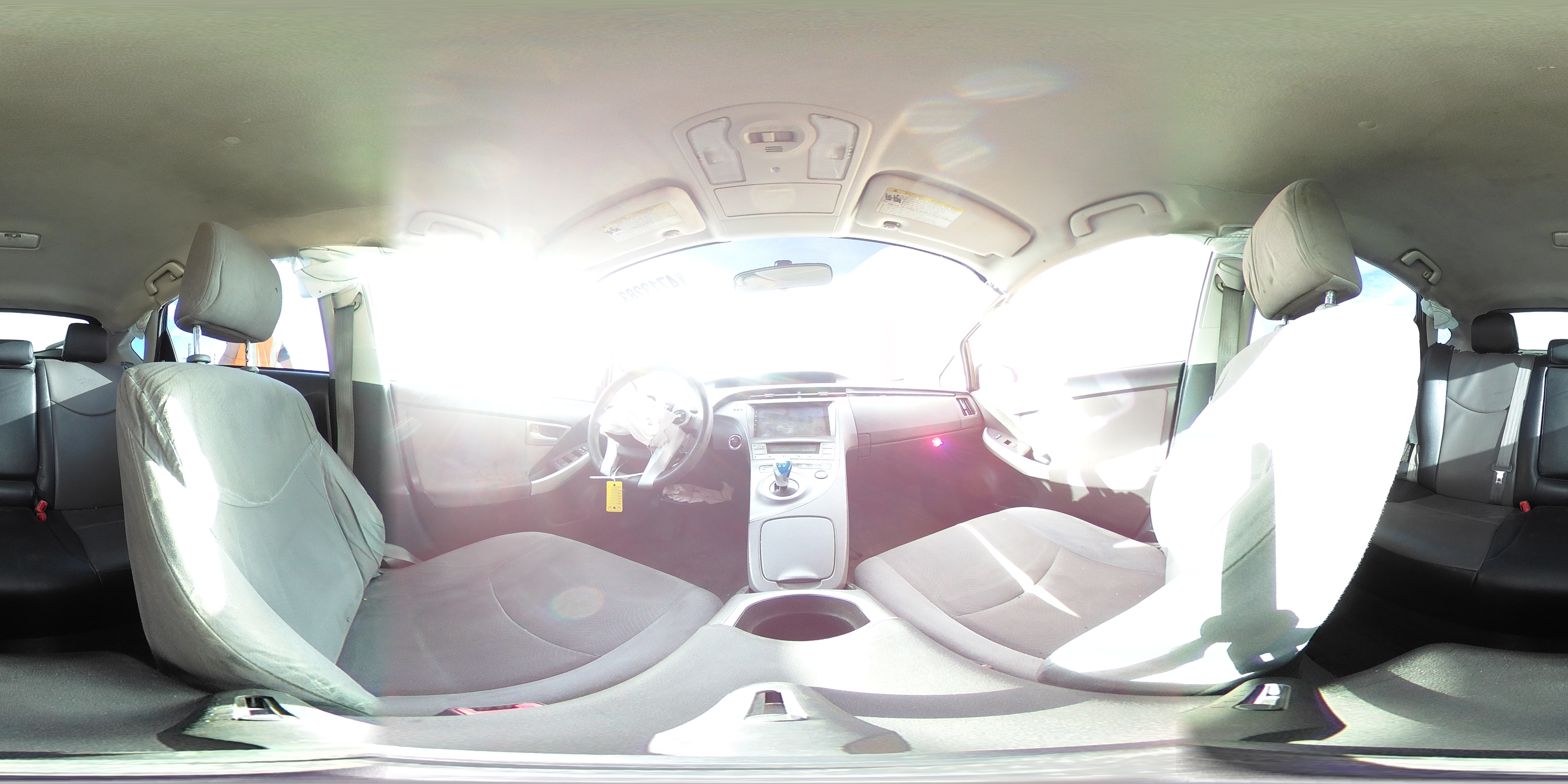 2013 Toyota Prius - Image 12