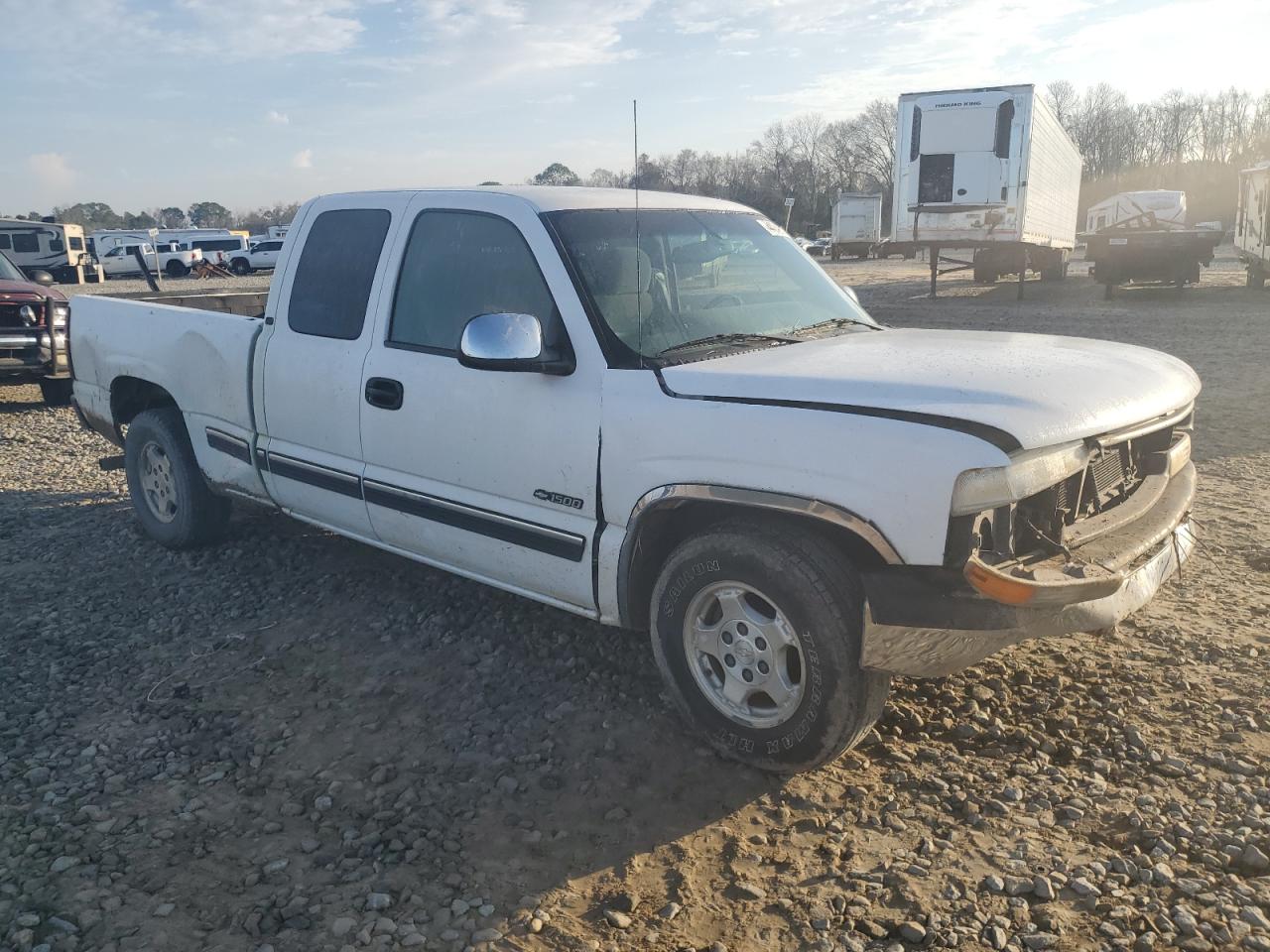 2001 Chevrolet Silverado - Image 4