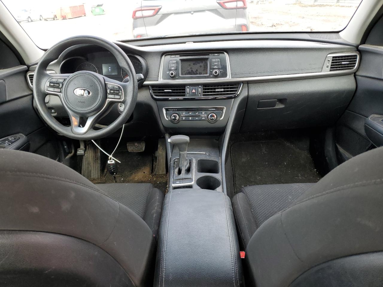 2017 Kia Optima - Image 8