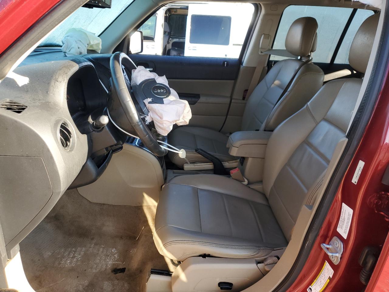 2014 Jeep Liberty (Patriot) - Image 7