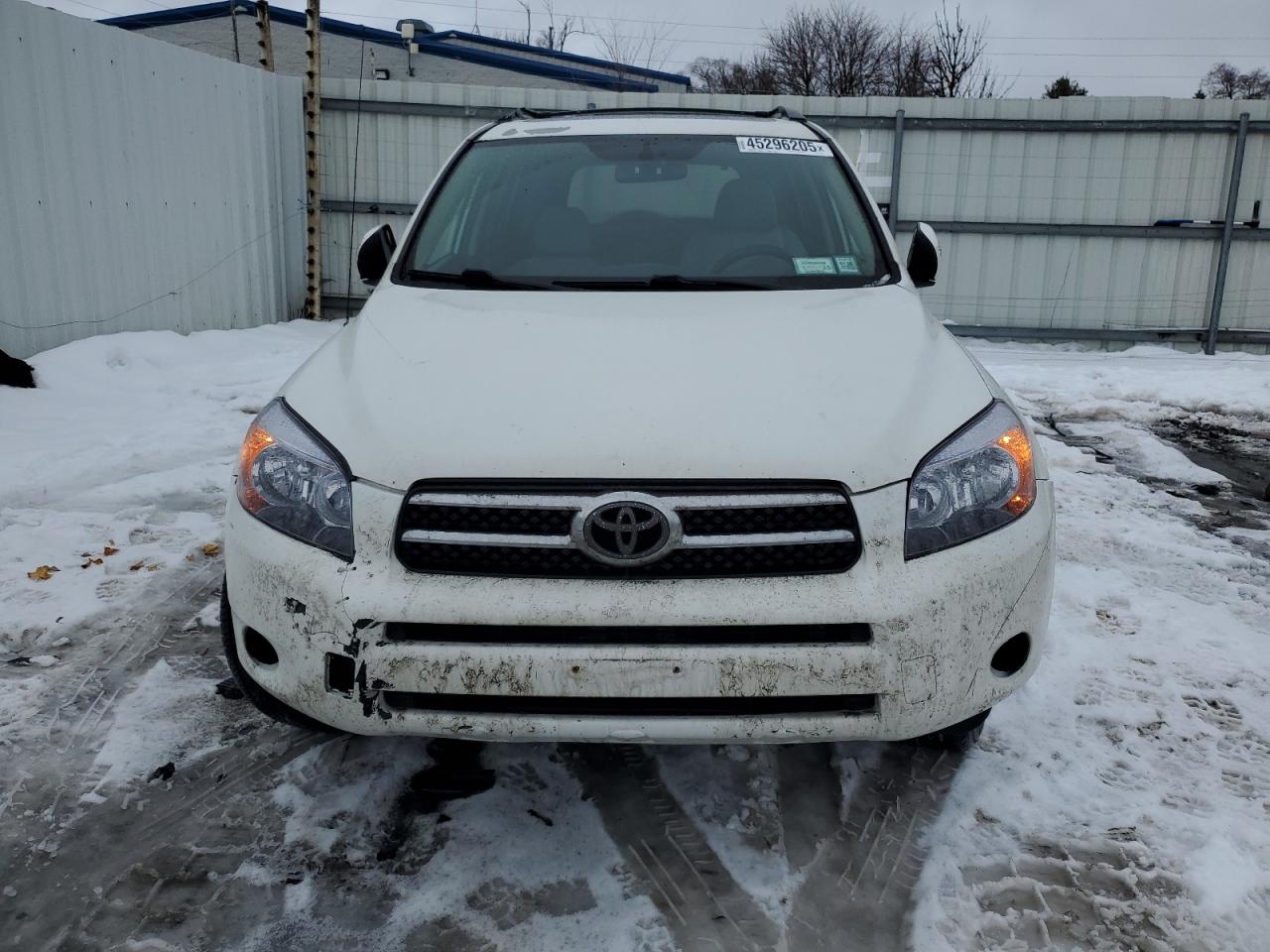 2008 Toyota RAV 4 - Image 5