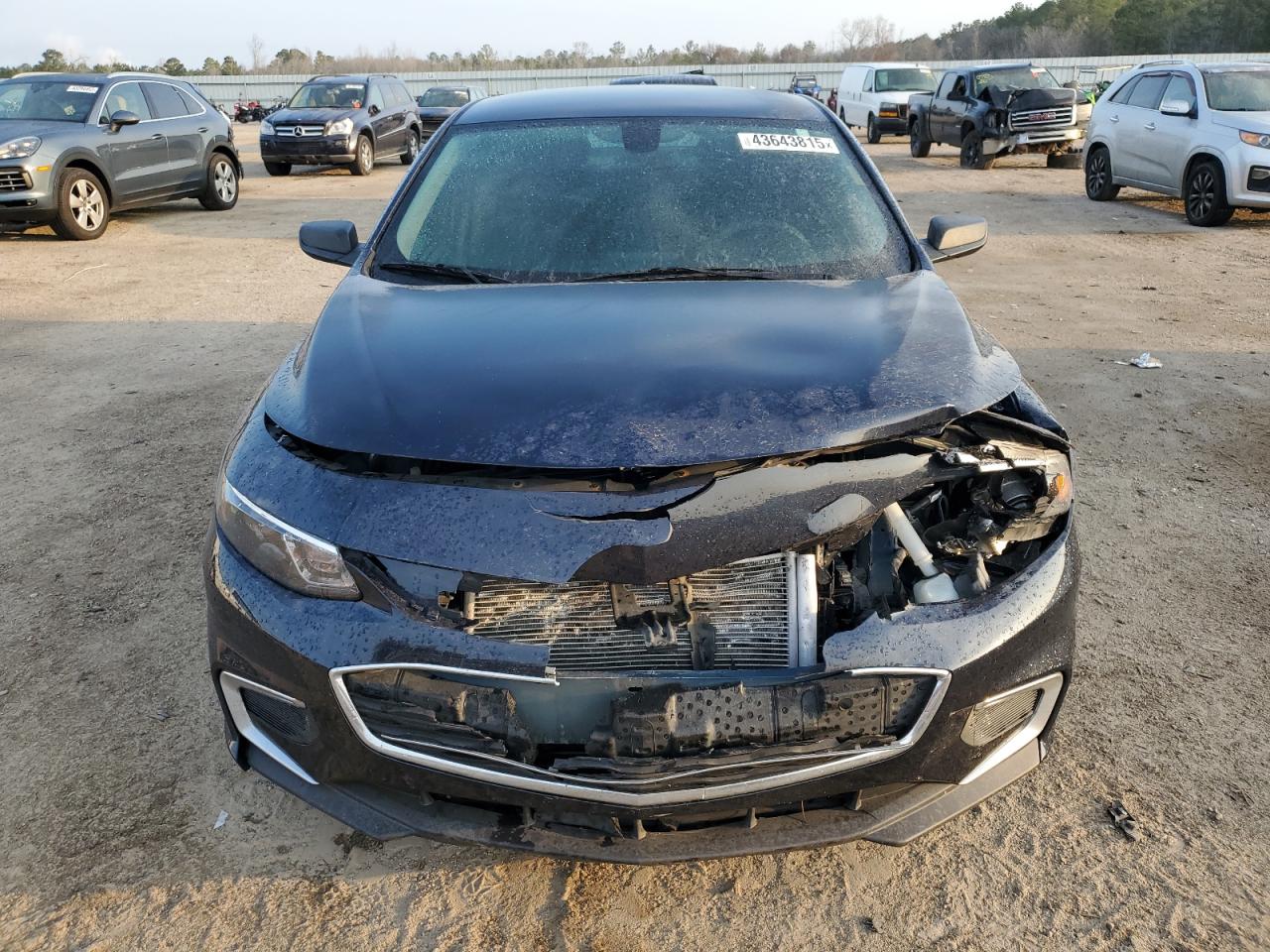 2017 Chevrolet Malibu - Image 5