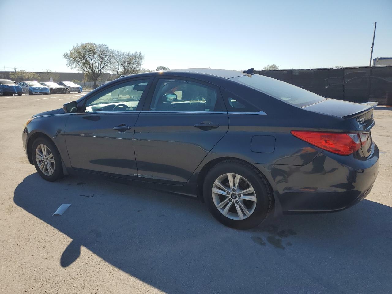 2013 Hyundai Sonata - Image 2