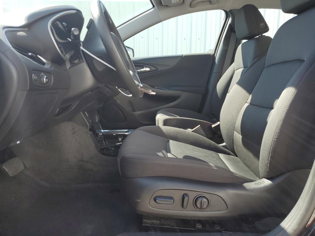 2023 Chevrolet Malibu - Image 7