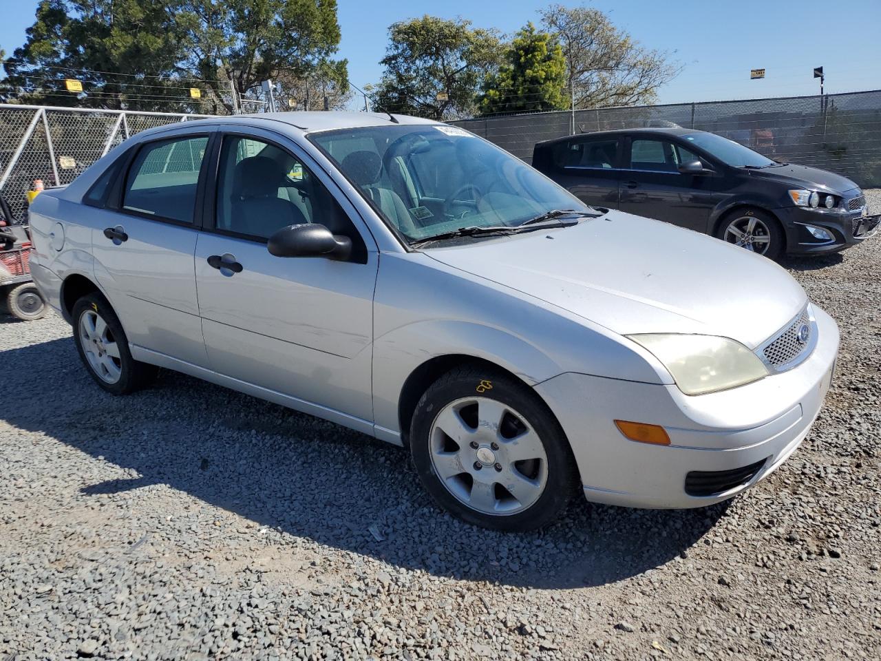 2005 Ford Focus - Image 4