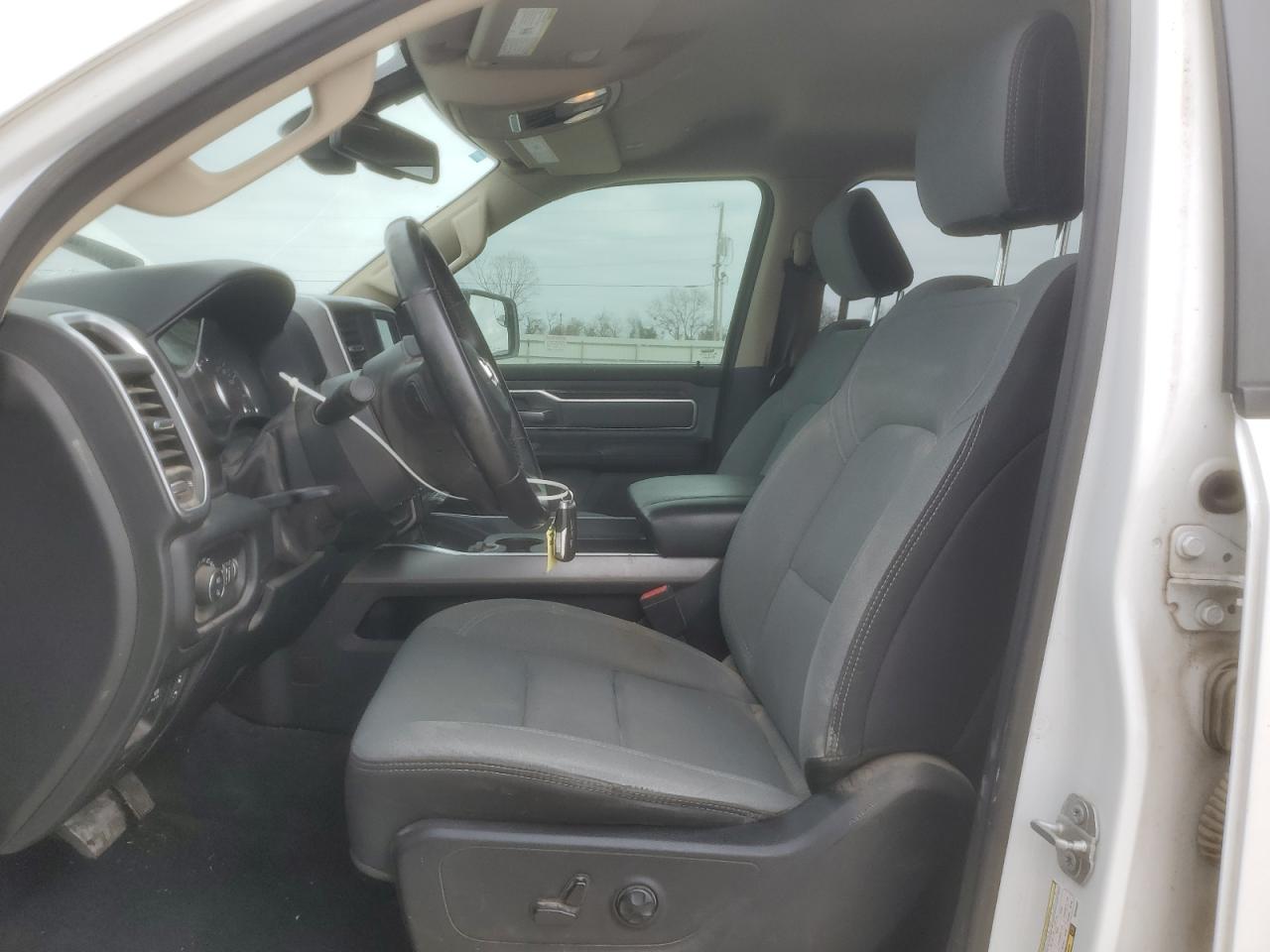2019 RAM 1500 - Image 7