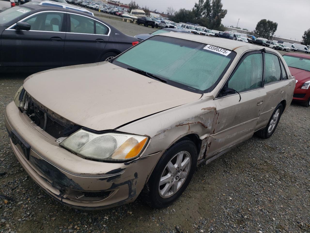 2004 Toyota Avalon - Image 1
