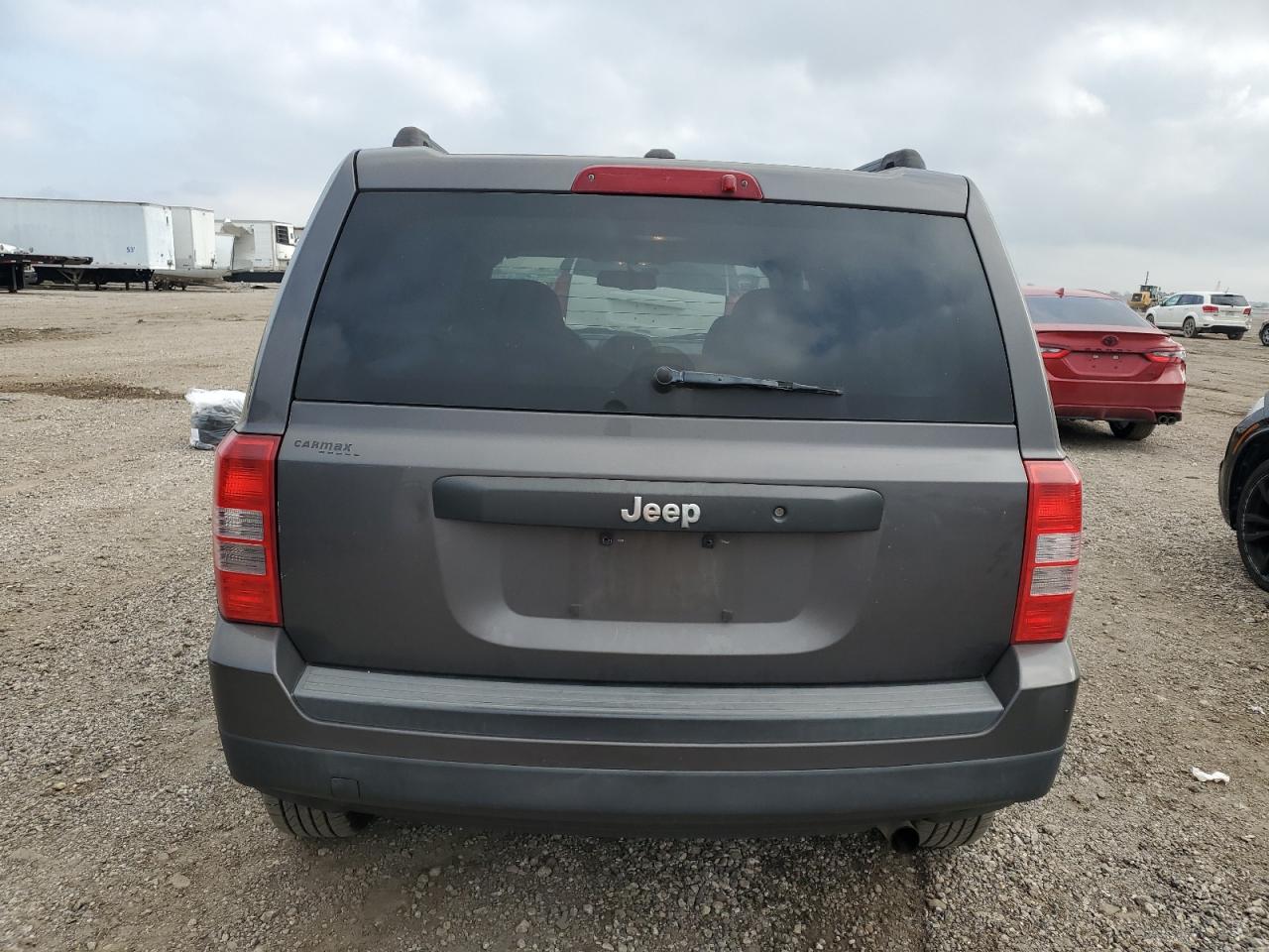 2016 Jeep Liberty (Patriot) - Image 6