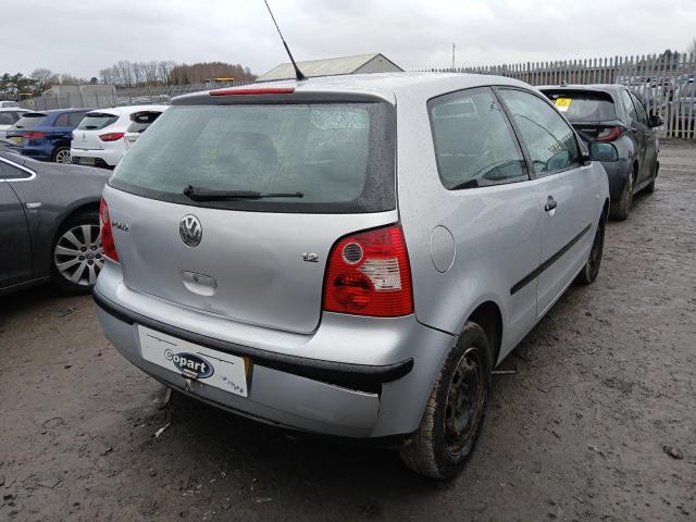 2002 VOLKSWAGEN POLO S