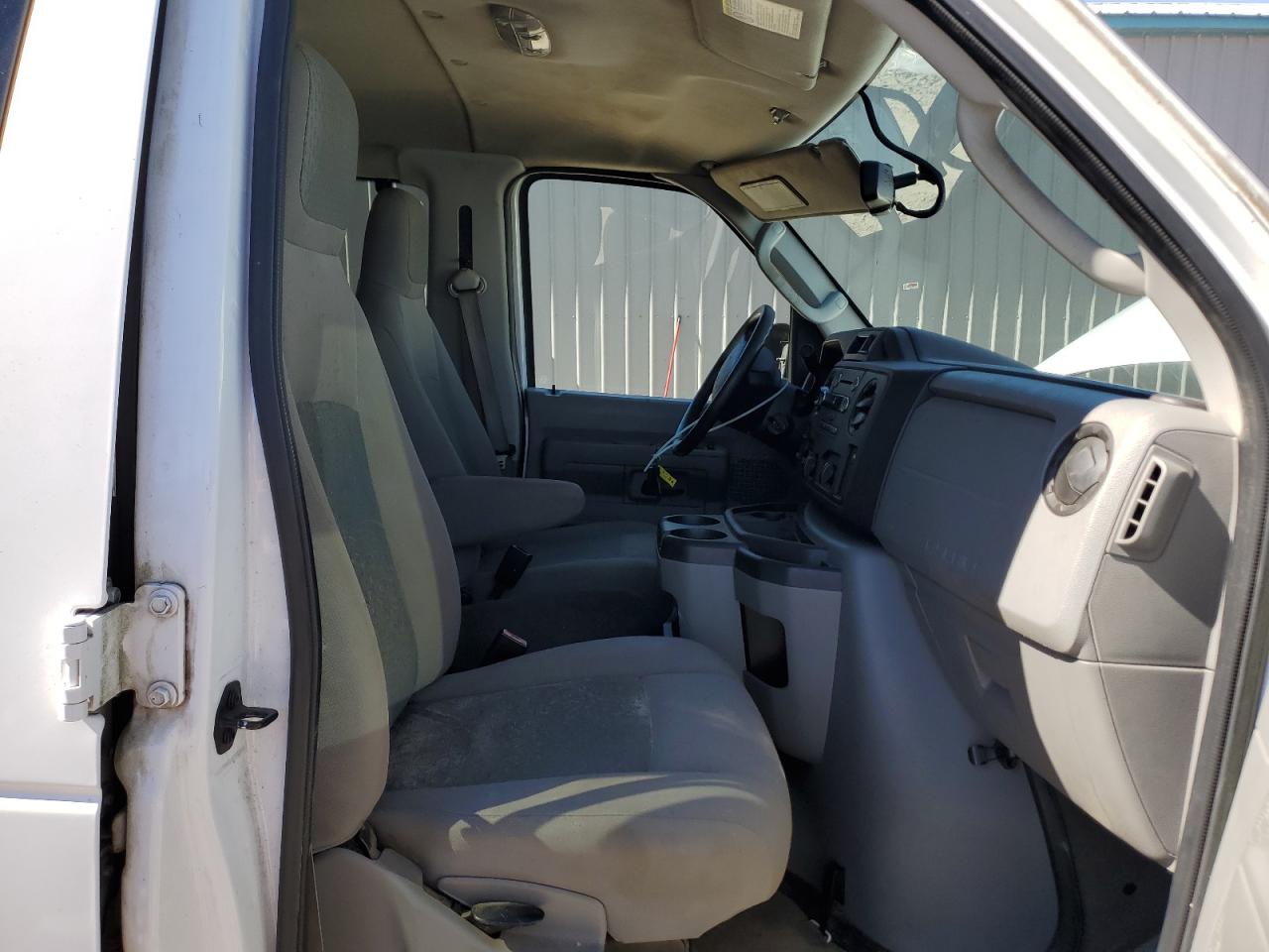 2014 Ford Econoline - Image 7