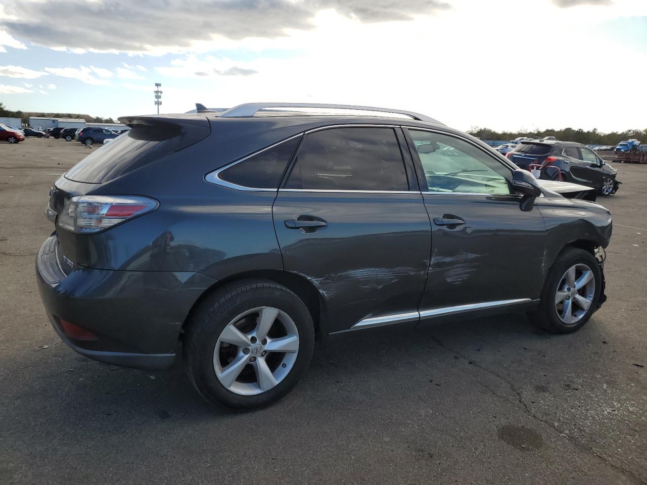 2010 Lexus RX - Image 3