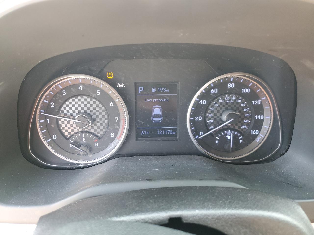 2020 Hyundai Elantra - Image 9