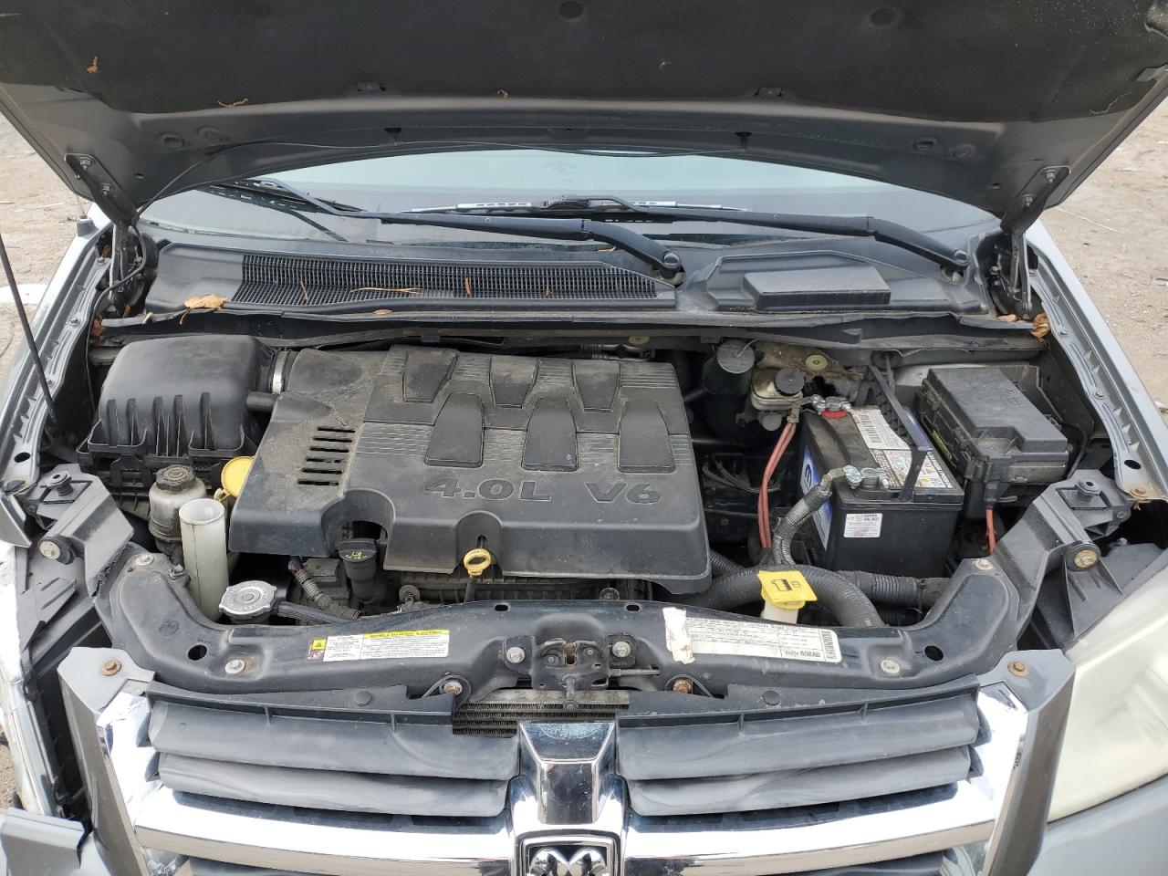 2009 Dodge Caravan - Image 14