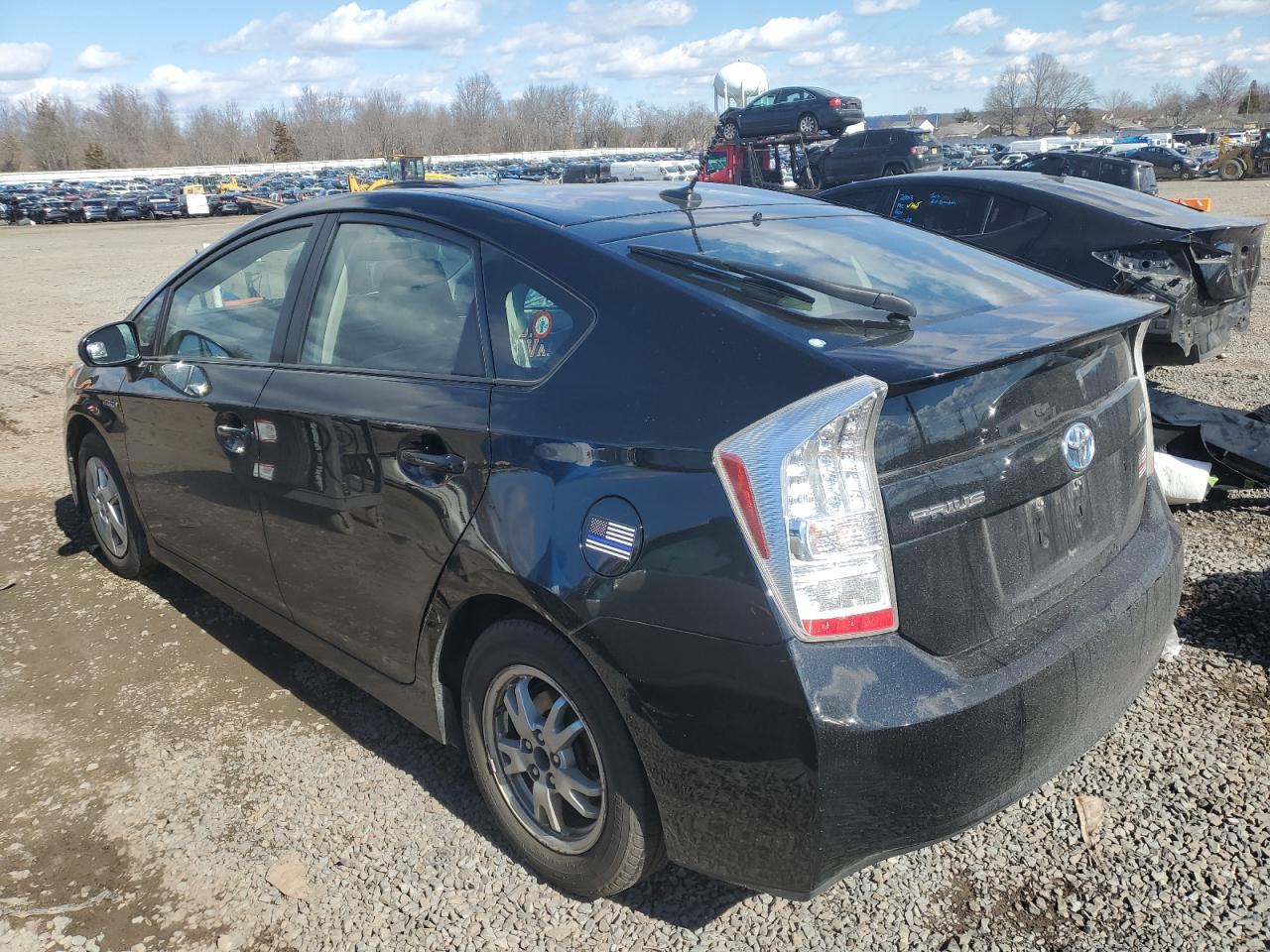 2010 Toyota Prius - Image 2