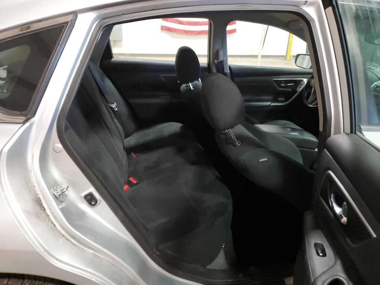 2015 Nissan Altima - Image 10