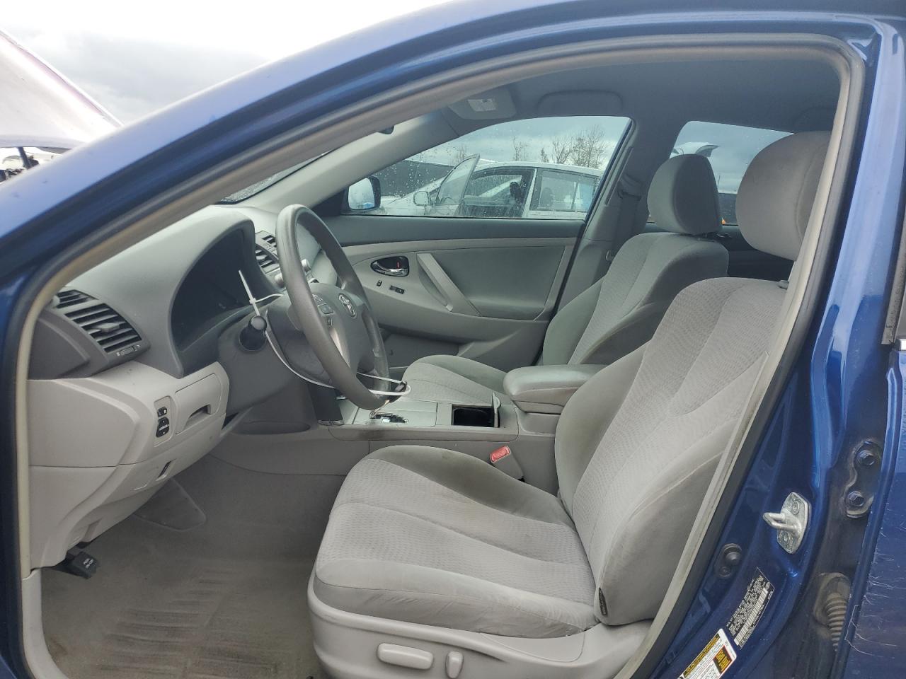 2011 Toyota Camry - Image 7