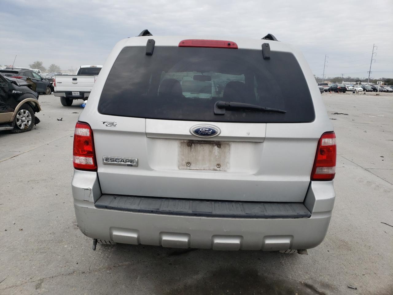 2009 Ford Escape - Image 6