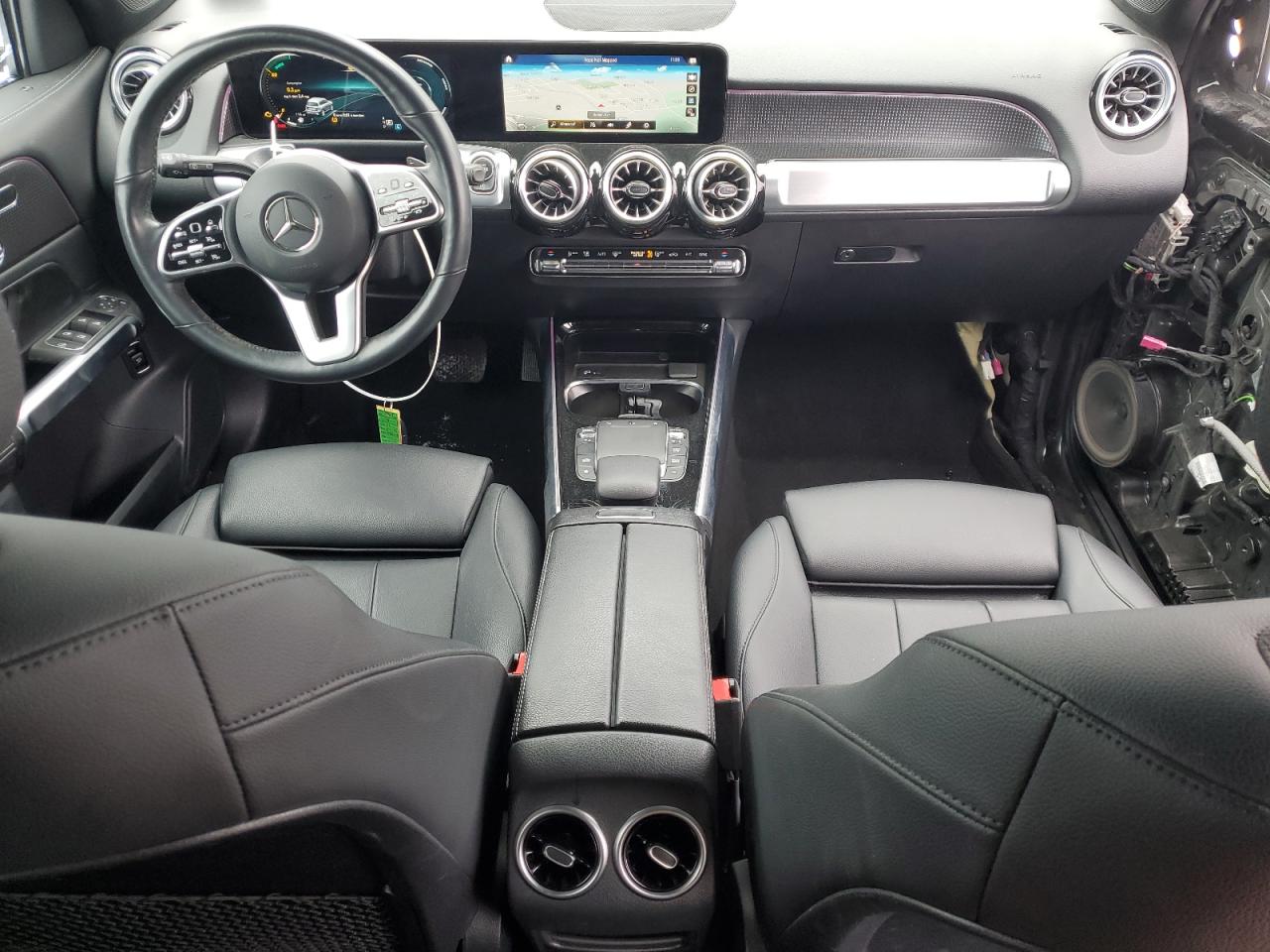 2022 Mercedes-Benz GLB - Image 8