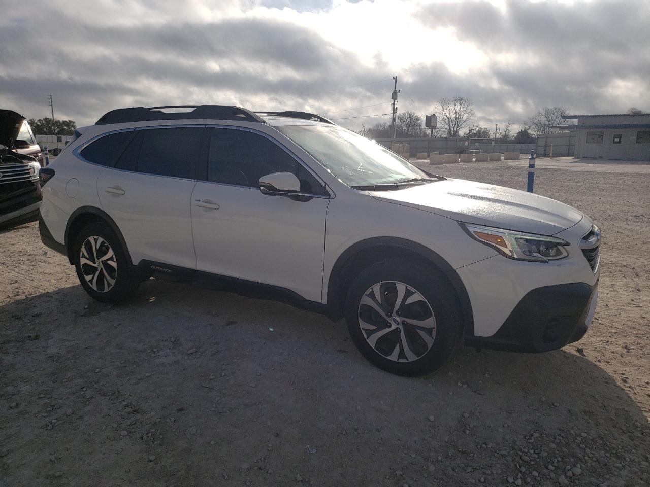 2020 Subaru Outback - Image 4