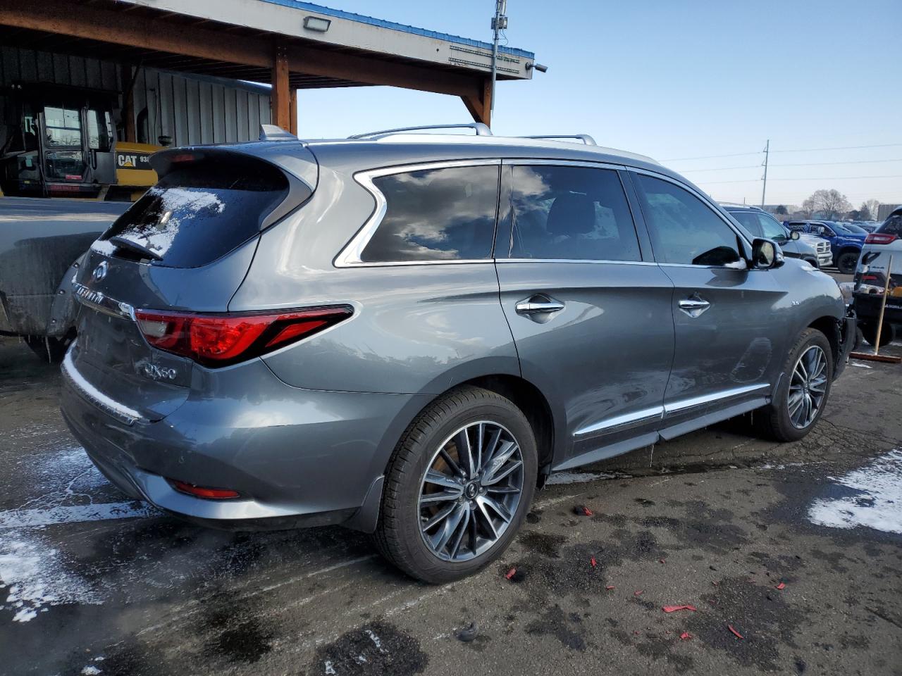 2018 Infiniti QX60 - Image 3