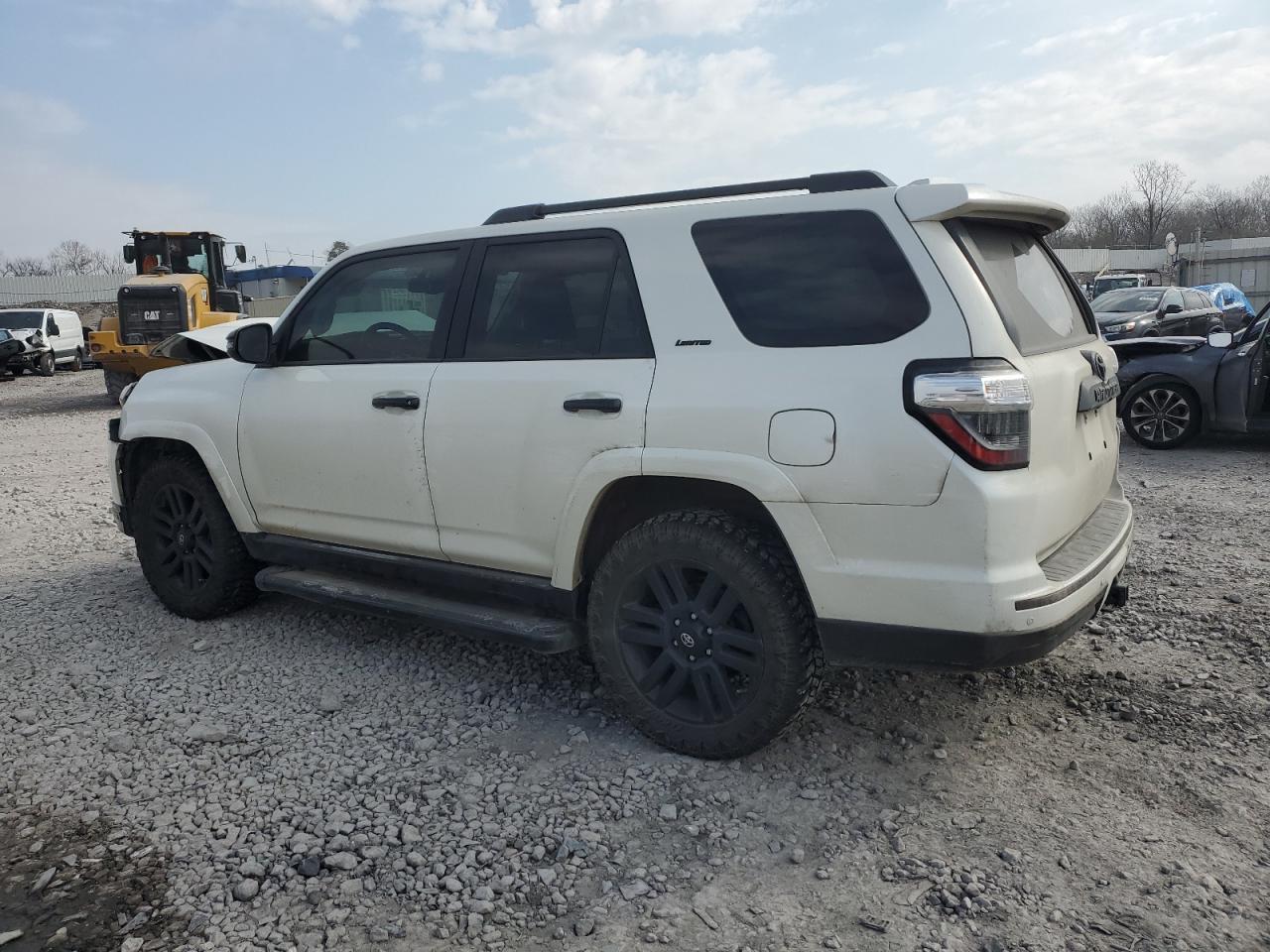 2019 Toyota 4Runner - Image 2