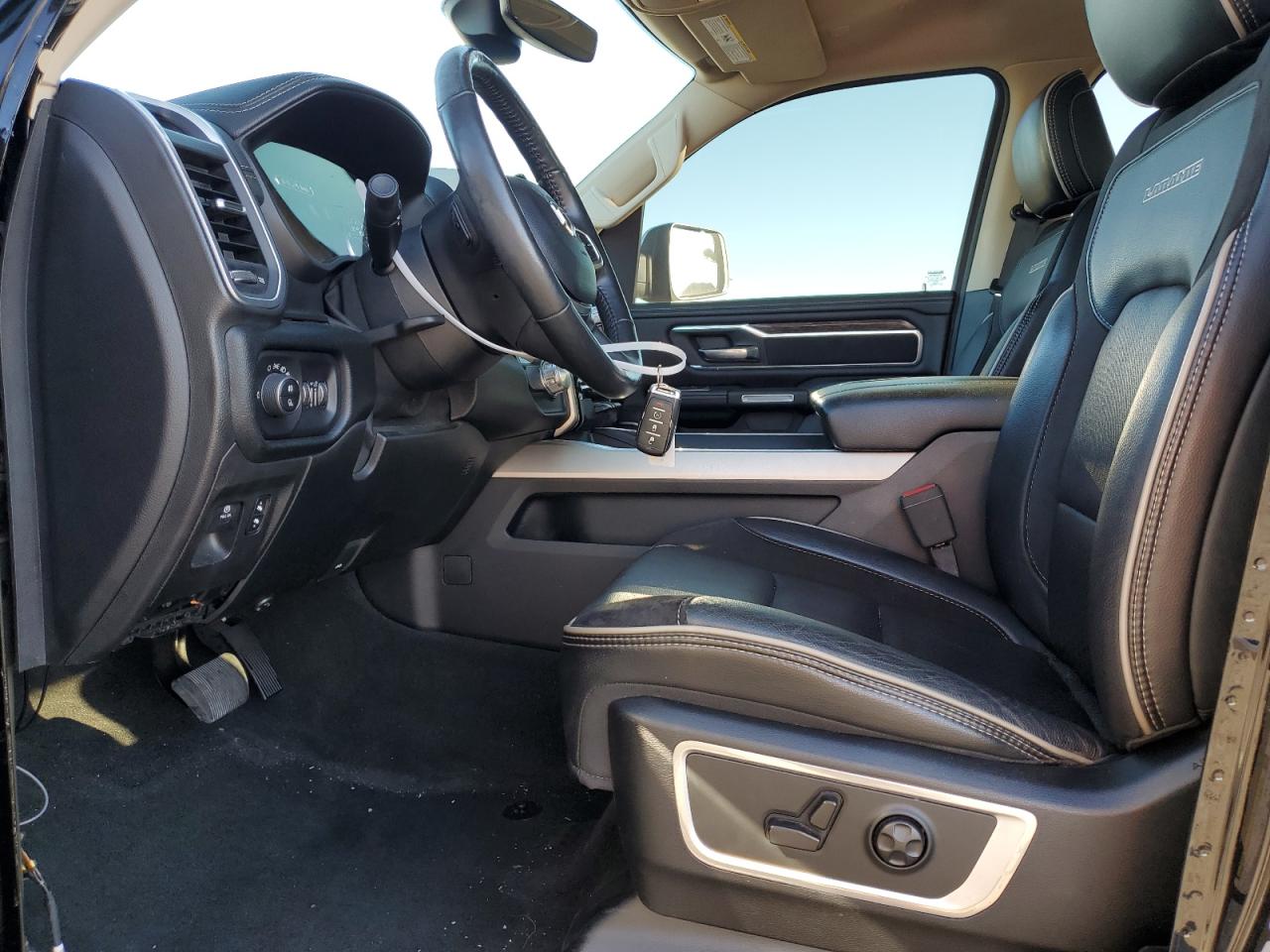 2020 RAM 1500 - Image 7