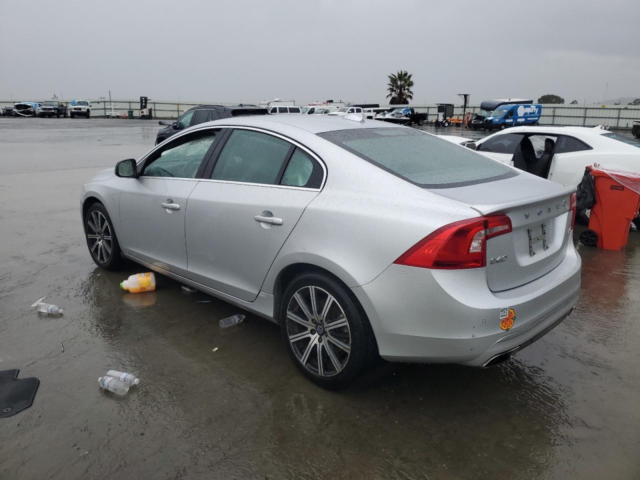 2016 Volvo S60 - Image 2