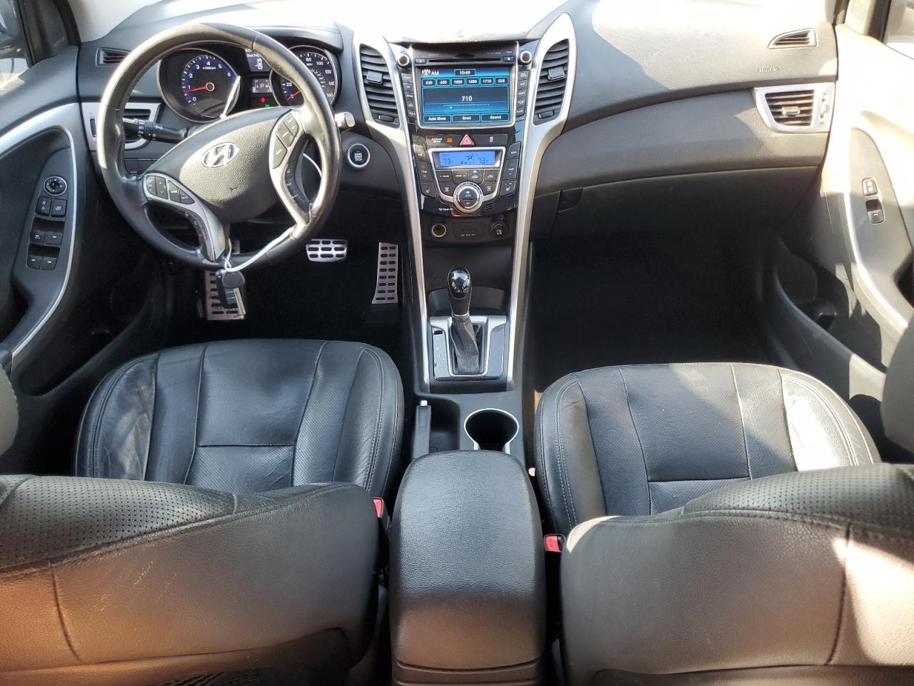 2014 Hyundai Elantra - Image 8