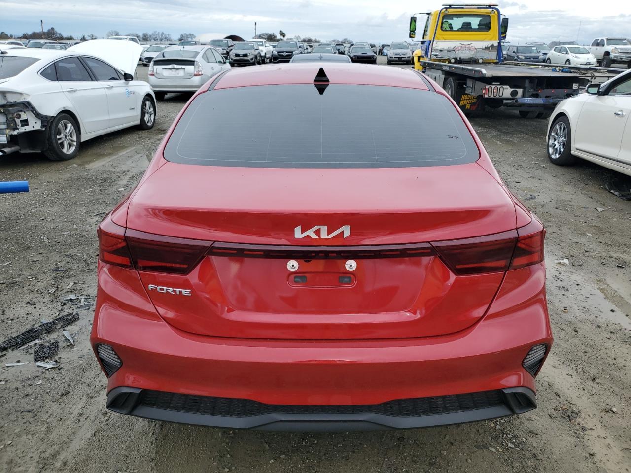 2024 Kia Forte - Image 6