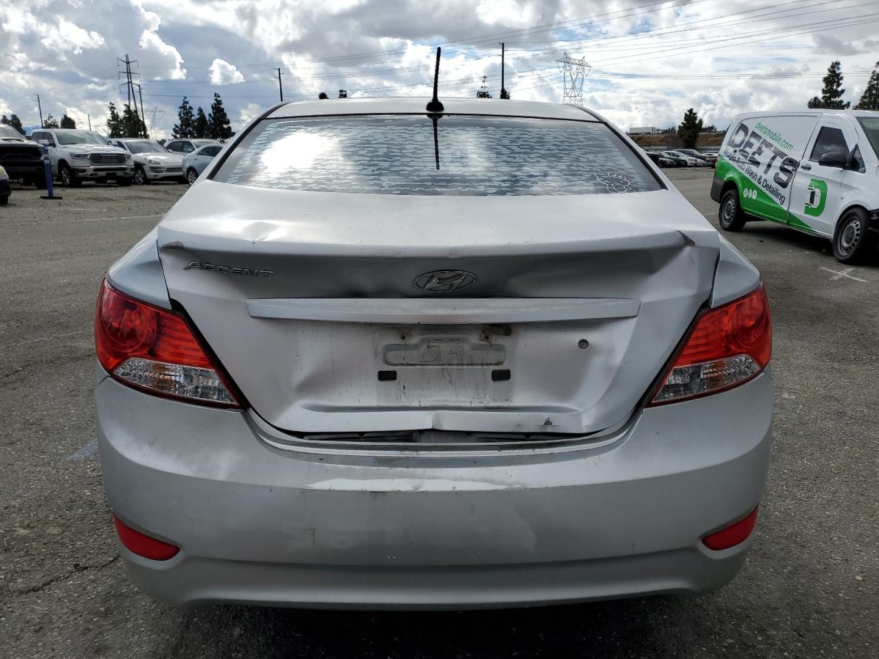 2013 Hyundai Accent - Image 6