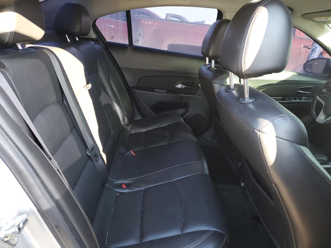 2016 Chevrolet Cruze - Image 10