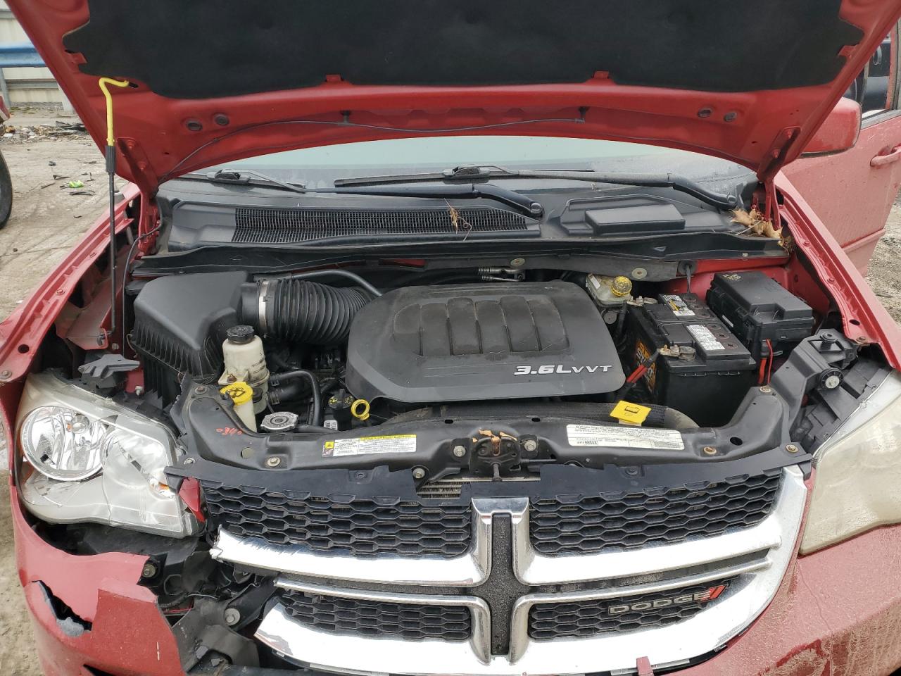 2012 Dodge Caravan - Image 12
