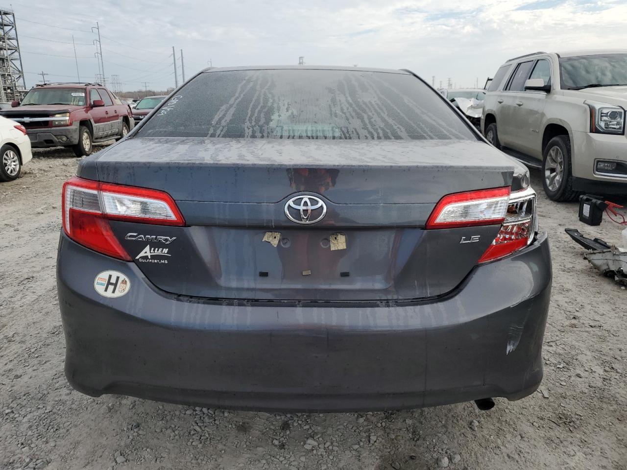 2012 Toyota Camry - Image 6